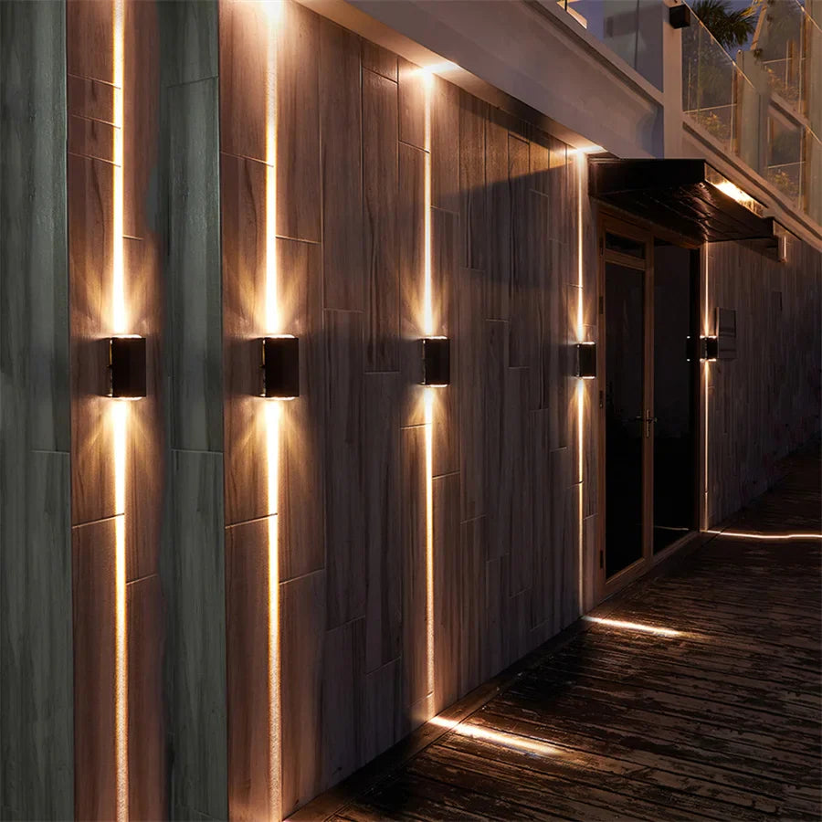 AquaPulse - Vodotesná bodová LED lampa