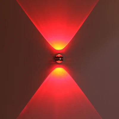PrismBeam - LED nástenné svietidlo z krištáľu