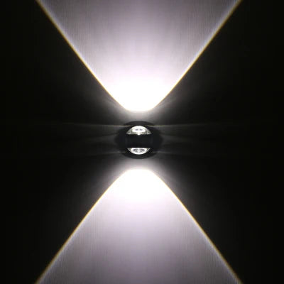 PrismBeam - LED nástenné svietidlo z krištáľu