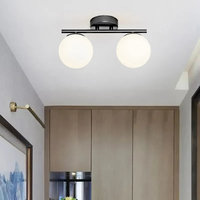NordicOrb - Biela guľová lampa