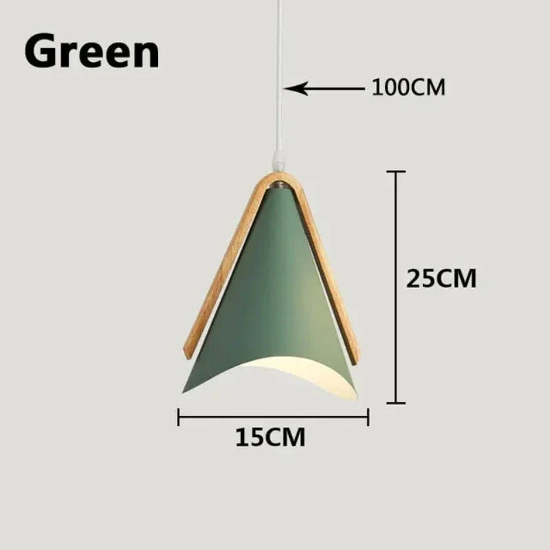 LuxeLuminaire - Moderná závesná lampa zo železa a dreva