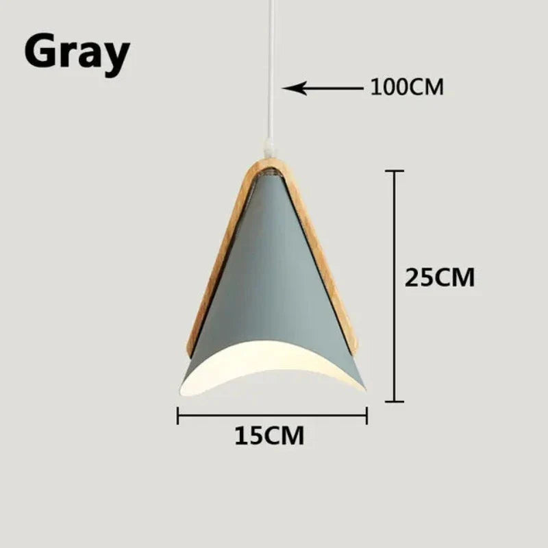 LuxeLuminaire - Moderná závesná lampa zo železa a dreva