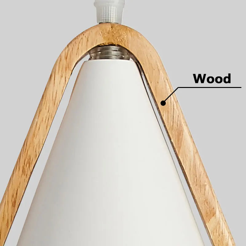 LuxeLuminaire - Moderná závesná lampa zo železa a dreva