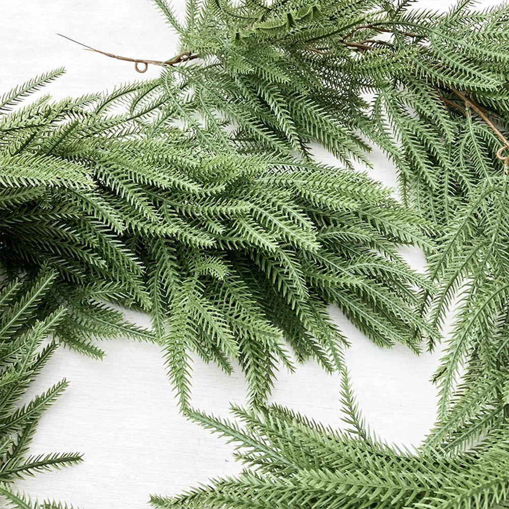 GreenChristmas | Realistická dekorácia z jedľového venca