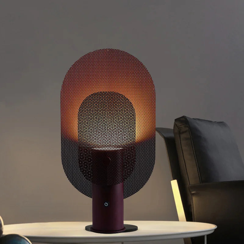 MetroBeam | Minimalistická postmoderná stolová lampa