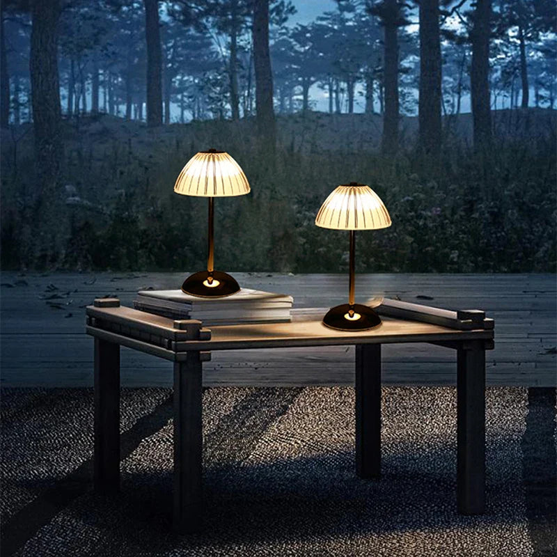 ClassicLight | Severská stolová lampa LED