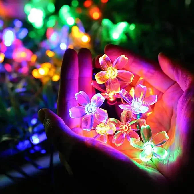 LumiBlossom - Solárne záhradné kvetinové svetlo