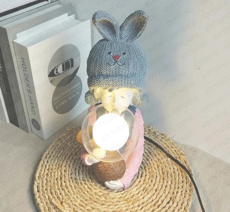HatDiva - Stolné lampy Hat girl