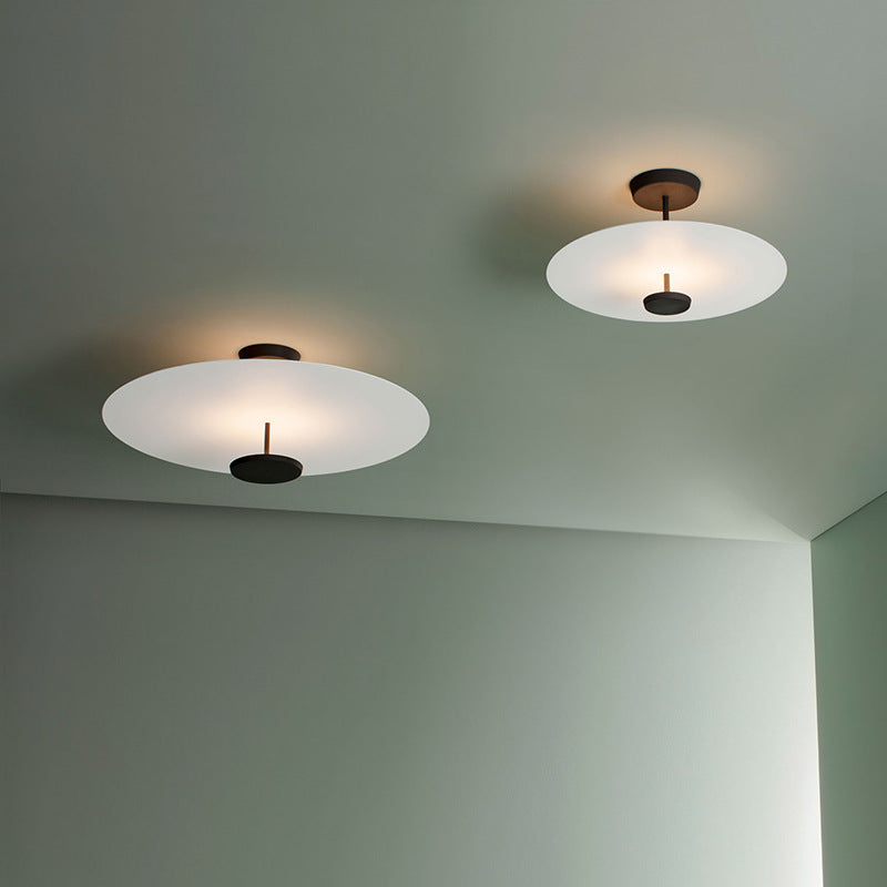 Minimalistické okrúhle závesné svetlo