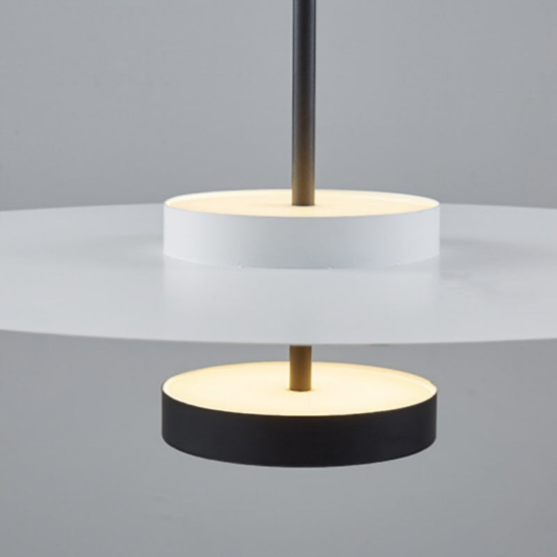 Minimalistické okrúhle závesné svetlo