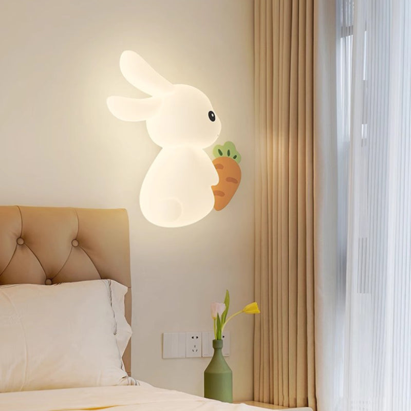 Roztomilá nástenná lampa s králikom