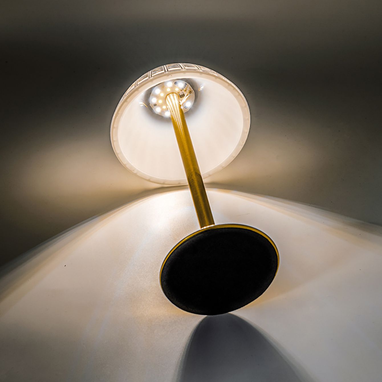 VintageCrystal | Retro stolová lampa