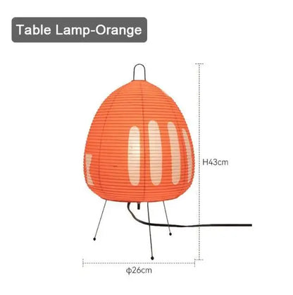 HeritageHaven - Stolová lampa na trojnožke