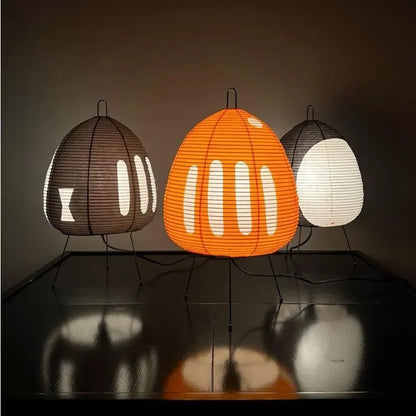 HeritageHaven - Stolová lampa na trojnožke