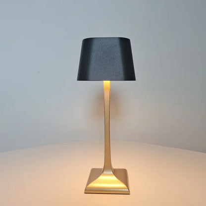 LumiSquare - stolová lampa LED USB Square