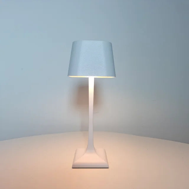 LumiSquare - stolová lampa LED USB Square