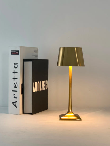 LumiSquare - stolová lampa LED USB Square