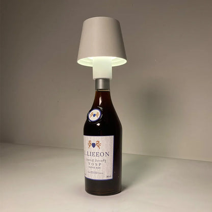 VinoFlex - Kreatívna stolová lampa na fľašu vína