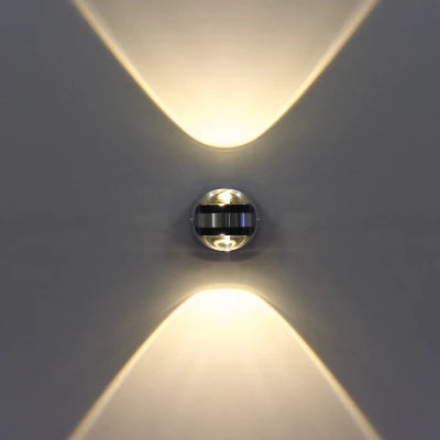 PrismBeam - LED nástenné svietidlo z krištáľu