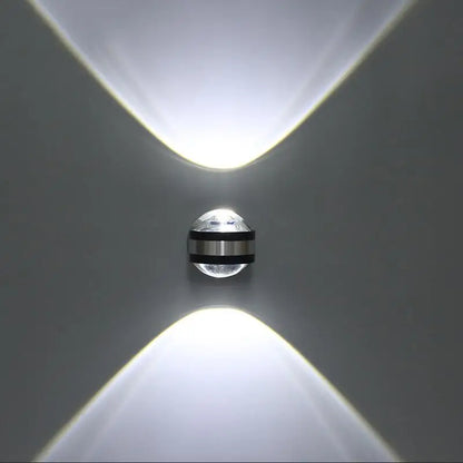 PrismBeam - LED nástenné svietidlo z krištáľu