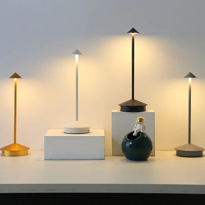 LumiTap - Stolová lampa s dotykovým senzorom