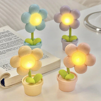 BloomLite - Malá kvetinová stolová lampa