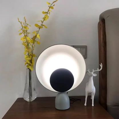 NordicRadiance - Severská stolová lampa