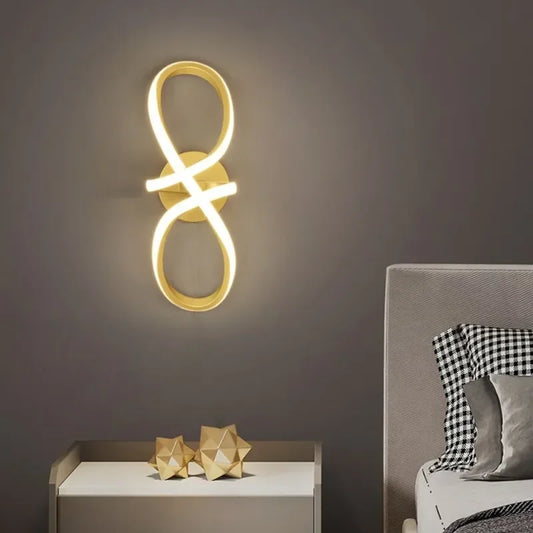 MinimalistGlow - Minimalistický nástenný LED svietnik