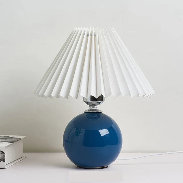 Antique Pleated - Vintage stolová lampa s plisovaným tienidlom