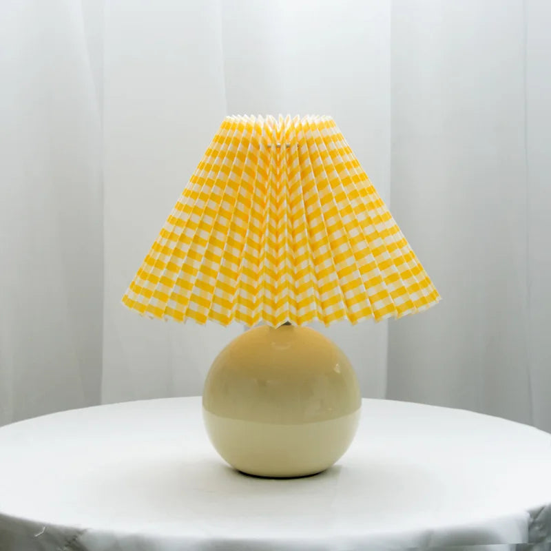 Antique Pleated - Vintage stolová lampa s plisovaným tienidlom