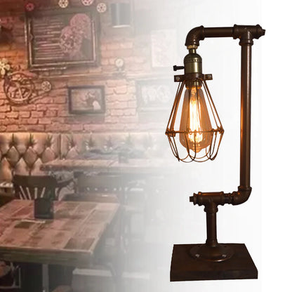 VintageEssence - Vintage kovová stolová lampa