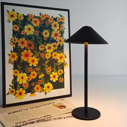 GoLumina - Nabíjateľná stolná lampa